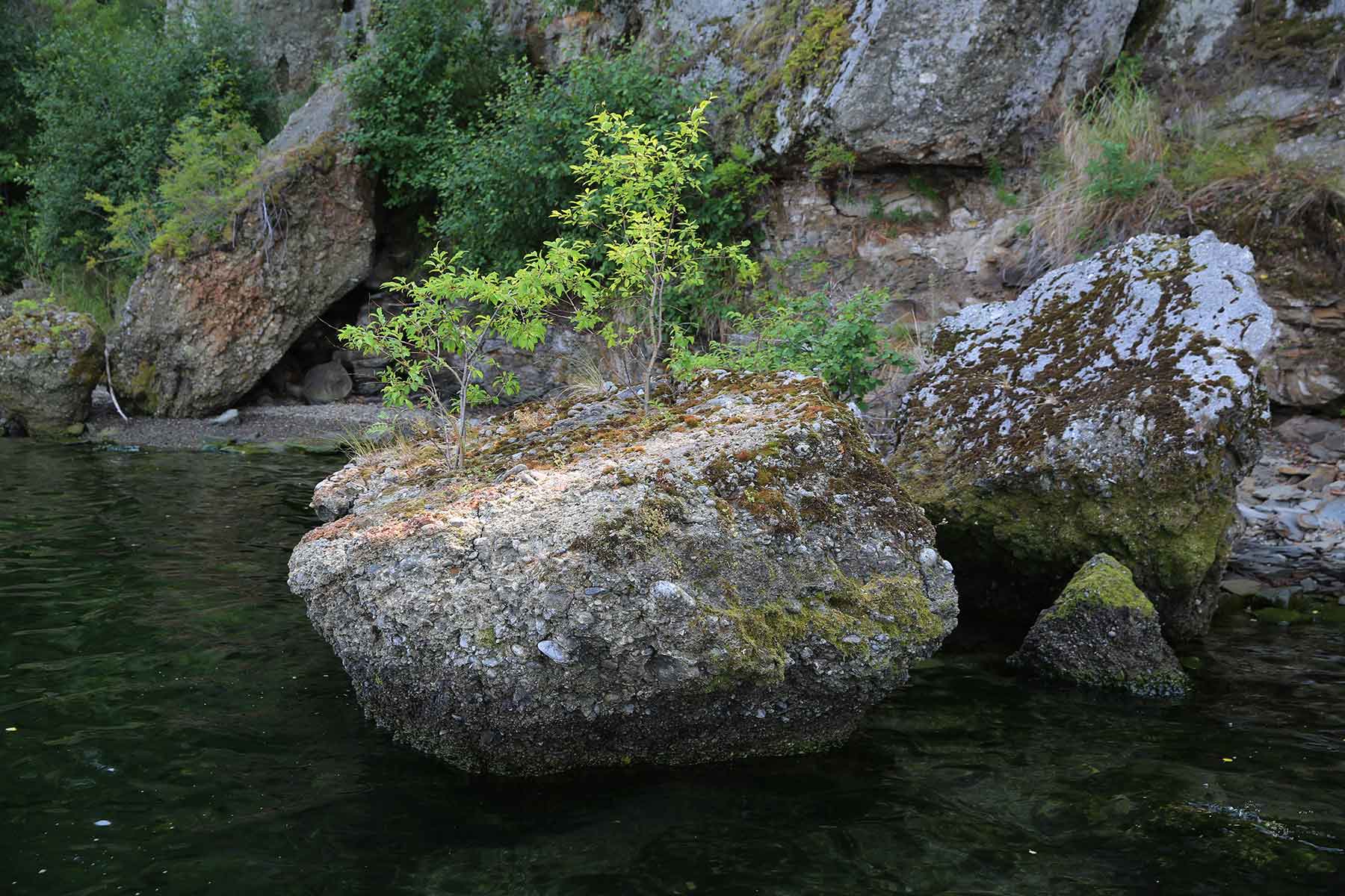 Шаман камень на байкале фото до затопления